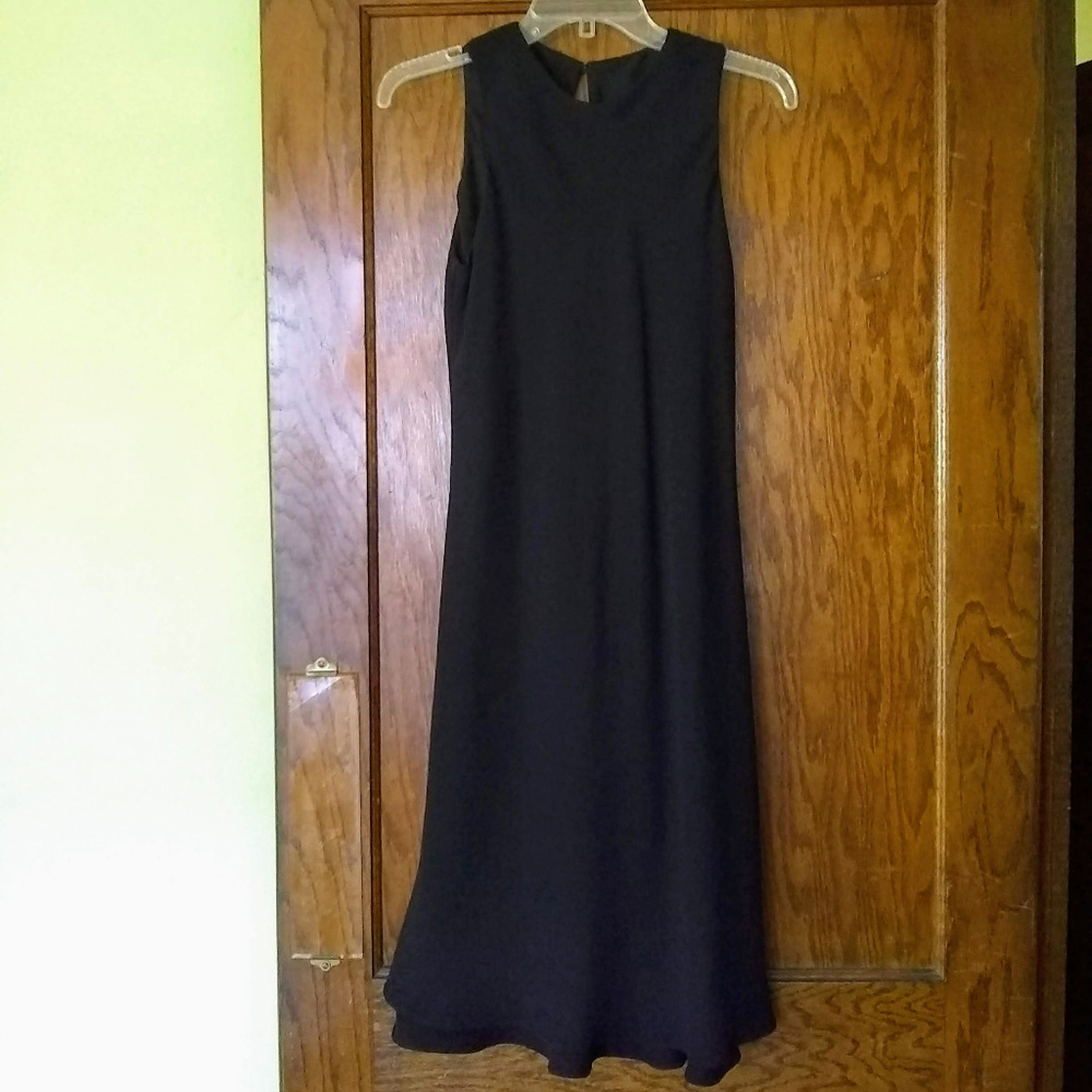Donna Ricco Sleeveless Black Cocktail Dress